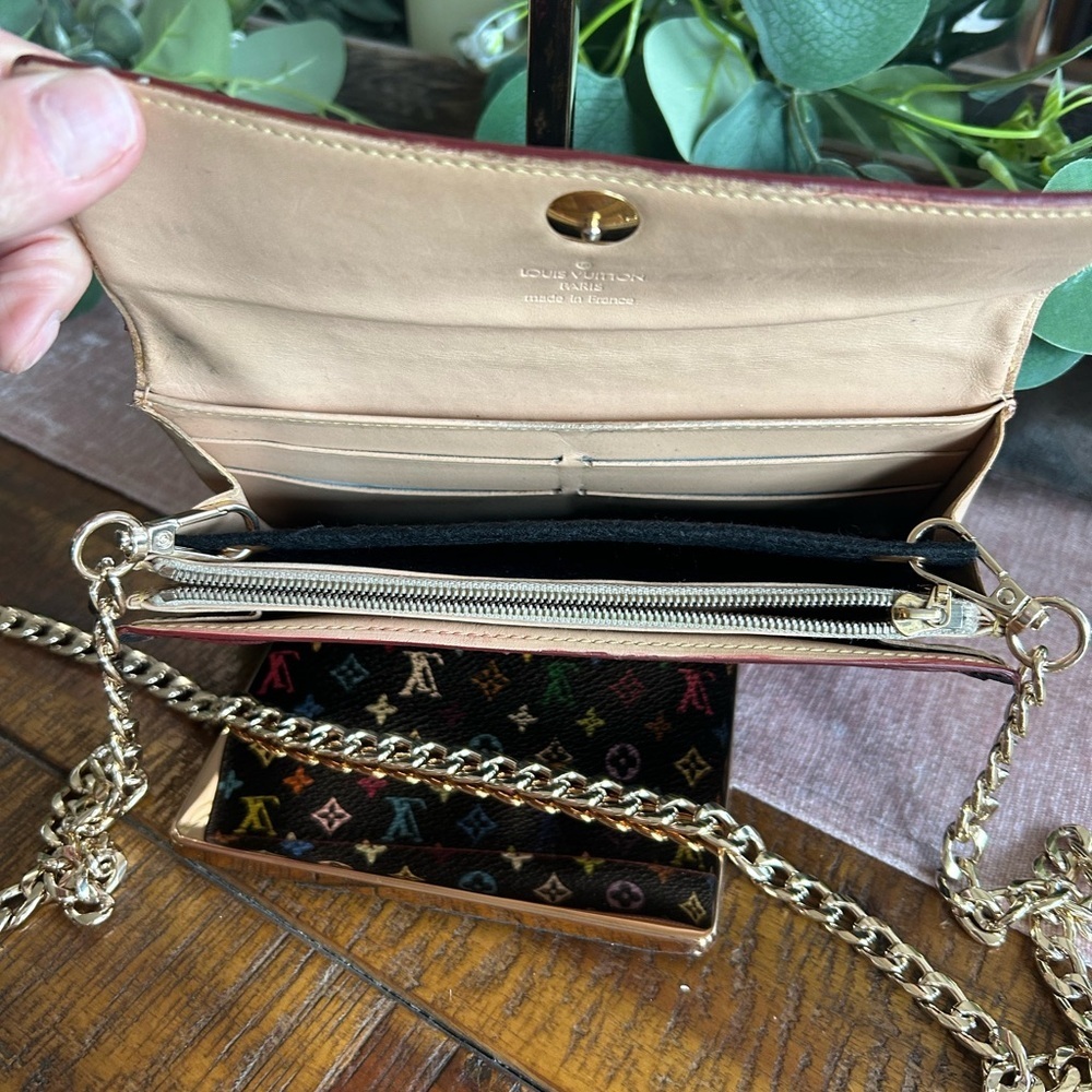 Gray Felt Wallet Insert with Gold Accents and Pocket Organizer - Picture 5 of 9